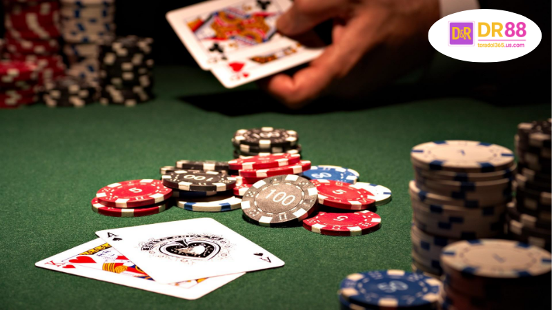 Hiểu Rõ Về Poker Trực Tuyến